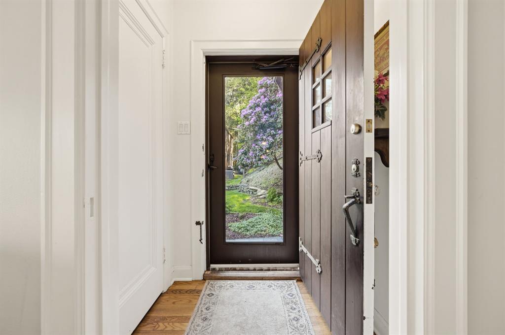 159 Spring Grove Road Pittsburgh, PA 15235 - Photo 4 of 49 Gallery Image 4