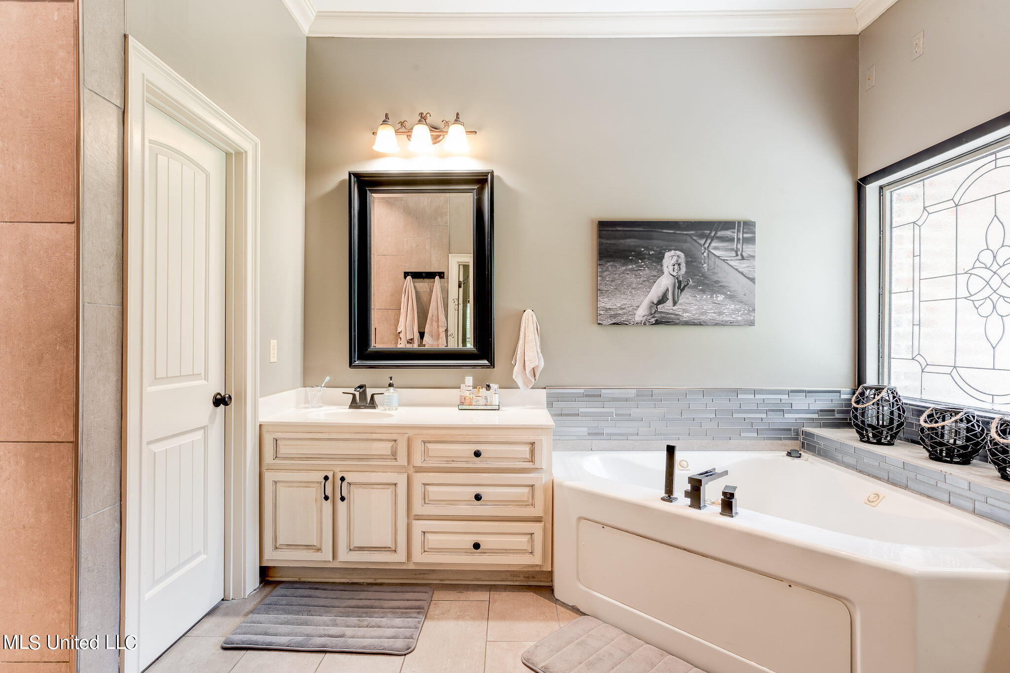 16245 McKay Road Gulfport, MS 39503 - Photo 17 of 50 Master Bath