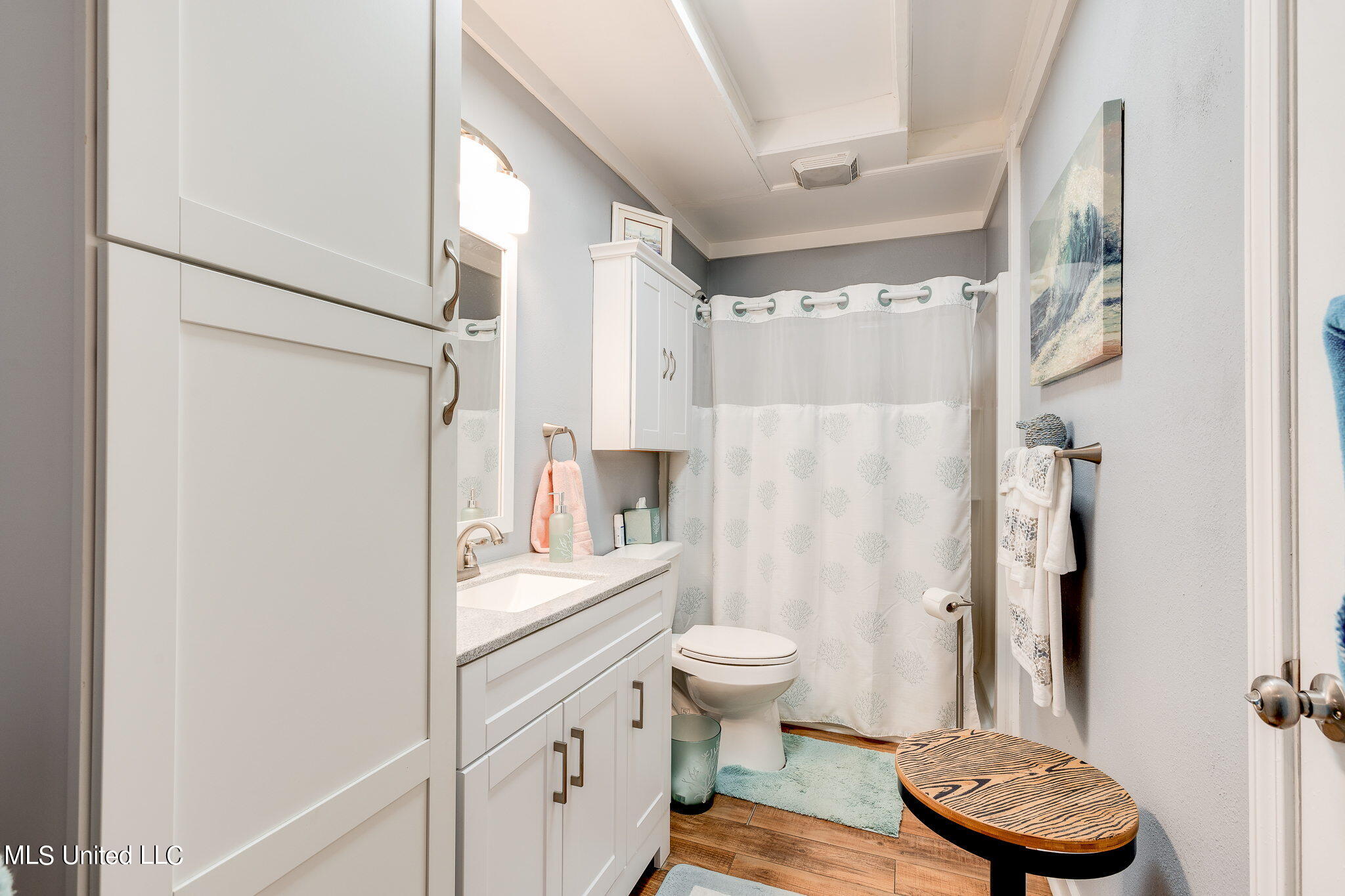 16245 McKay Road Gulfport, MS 39503 - Photo 43 of 50 Apartment bathroom
