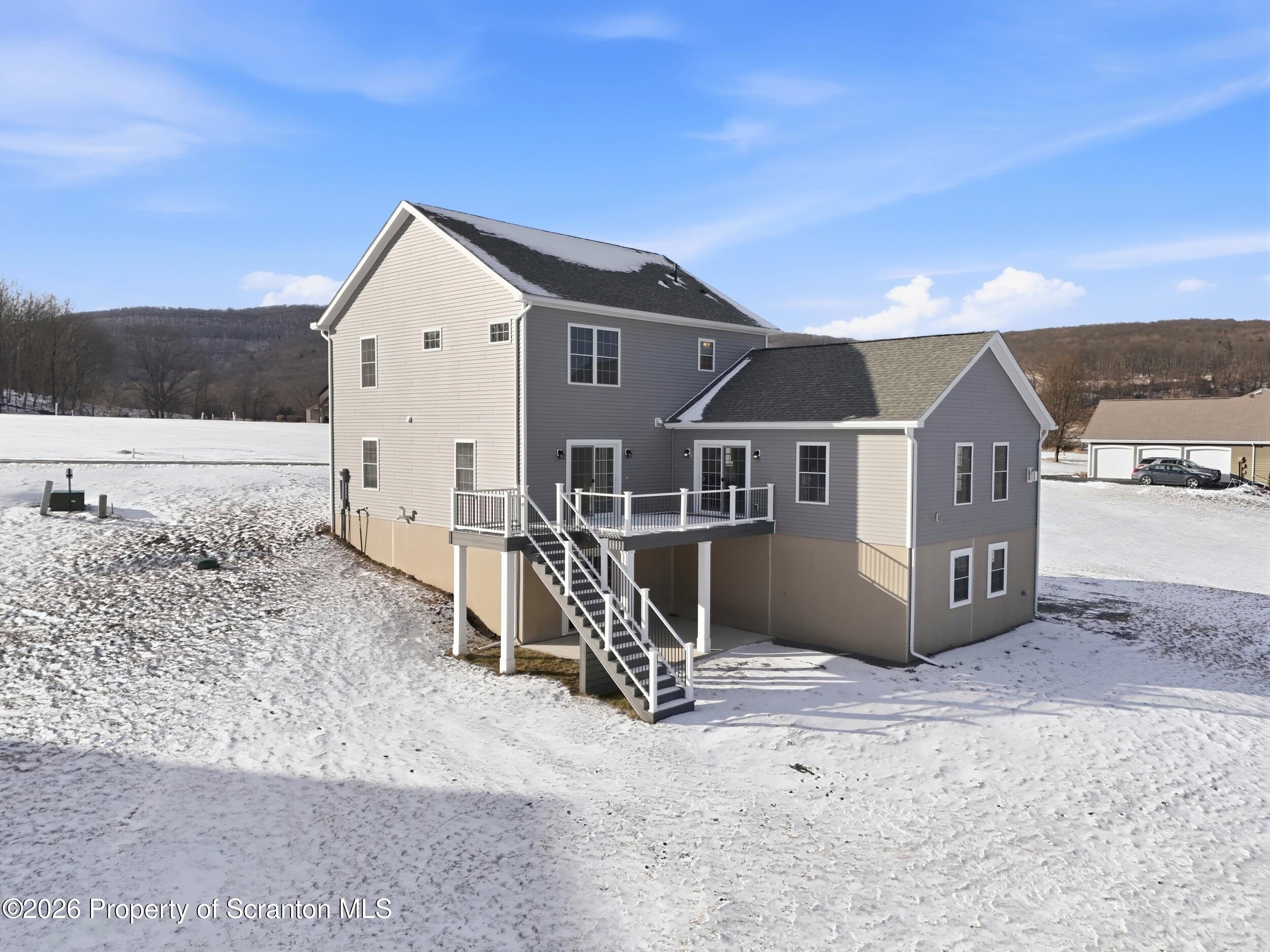 167 Braemar Terrace Tunkhannock, PA 18657 - Photo 3 of 43 167 Braemar