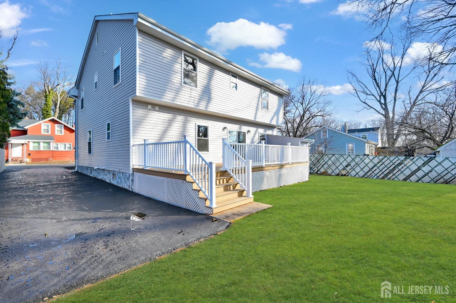 176 Easy Street Edison, NJ 08817 - Photo 49 of 56