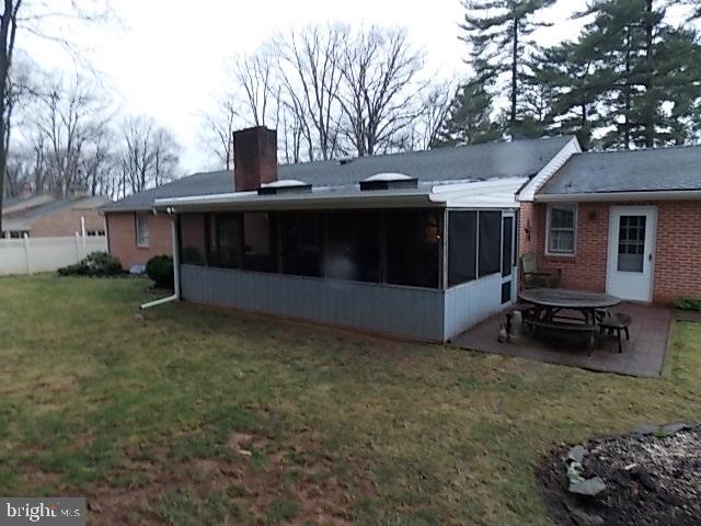 30 Pine Road York, PA 17403 - Photo 4 of 31