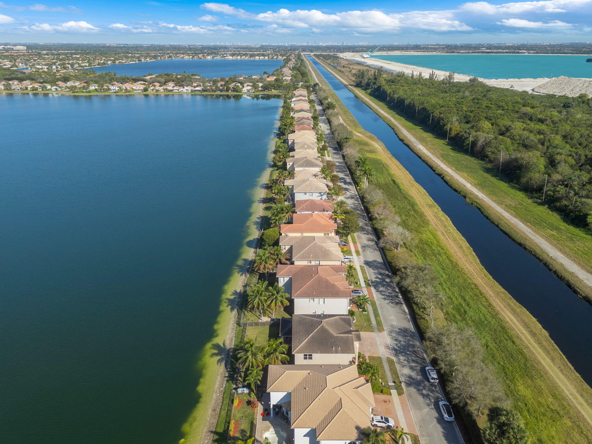 17739 Southwest 54th Street Miramar, FL 33029 - Photo 51 of 60 55-web-or-mls-17739SW54th-50