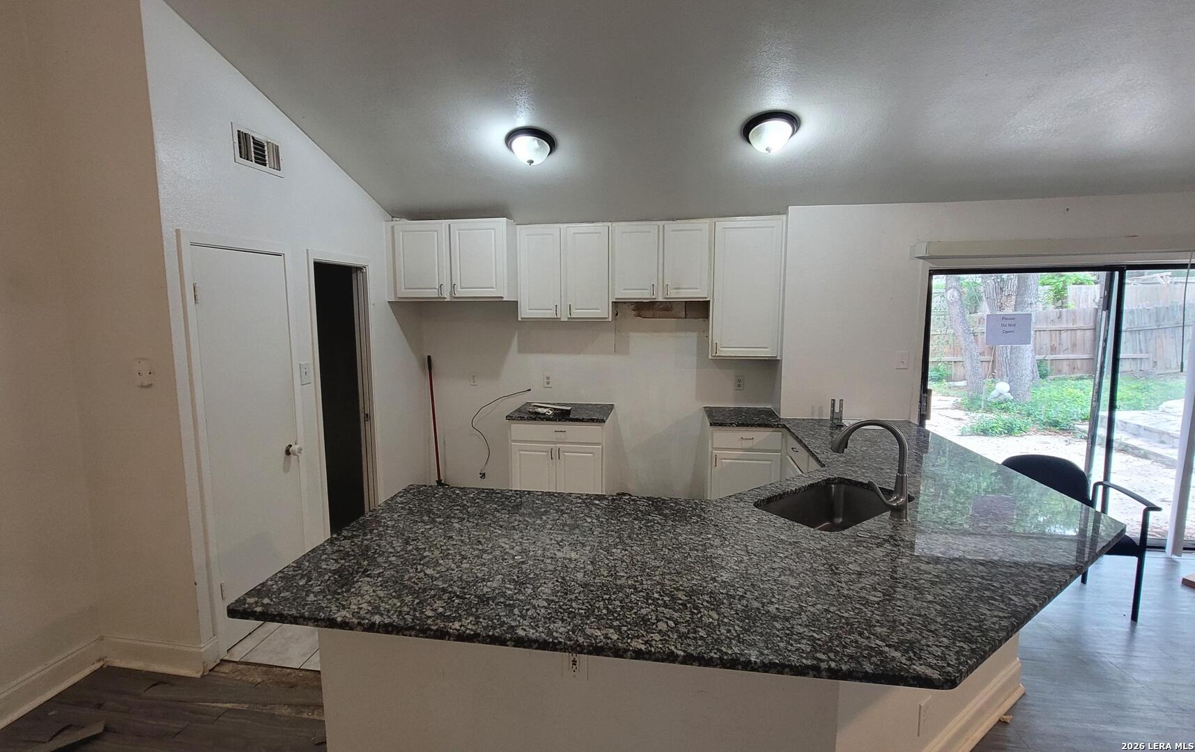 6011 Forest Ridge San Antonio, TX 78240 - Photo 18 of 22