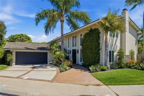 $2,895,000 | 16642 Melville Circle, Huntington Beach, CA 92649