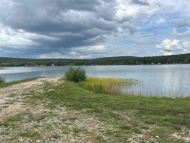 $8,000 | 215 Michigan Drive, Ironton, MO 63650