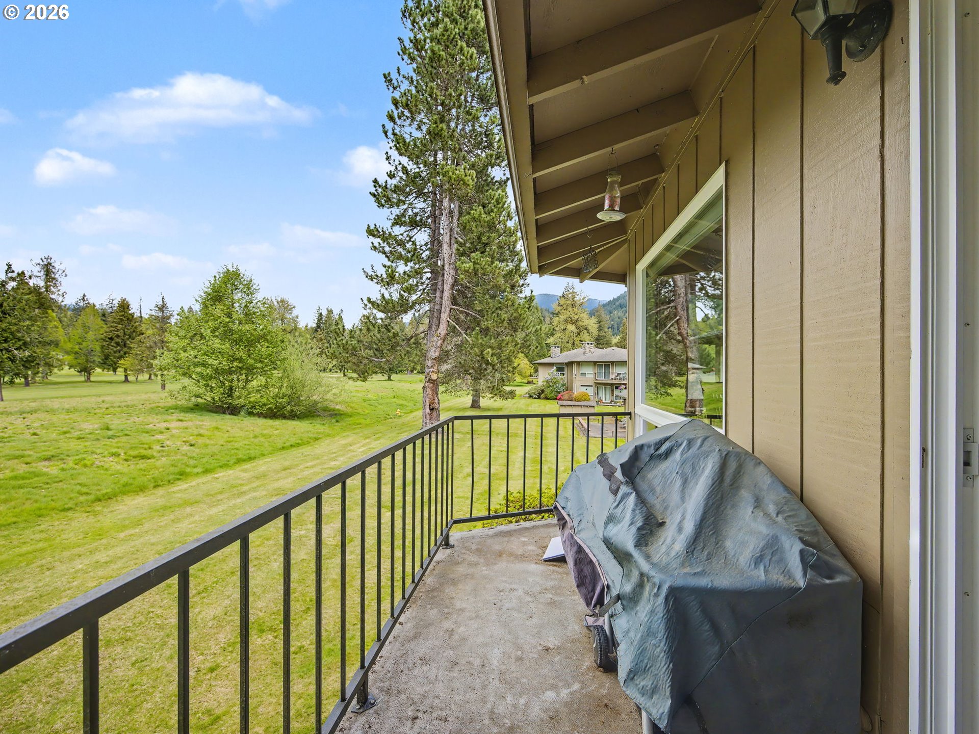 68565 East Fairway Estates Road Welches, OR 97067 - Photo 13 of 44