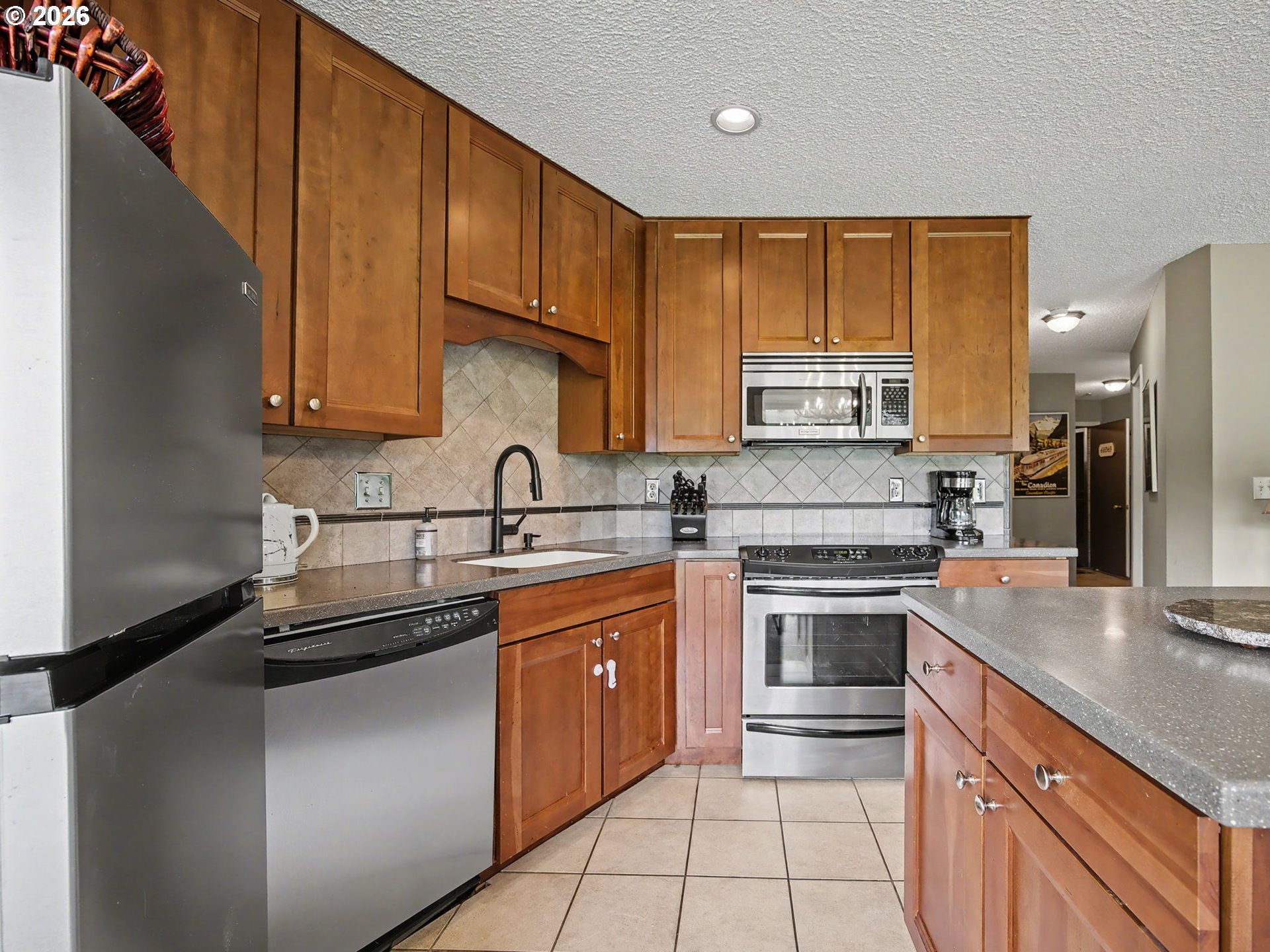 68565 East Fairway Estates Road Welches, OR 97067 - Photo 5 of 44