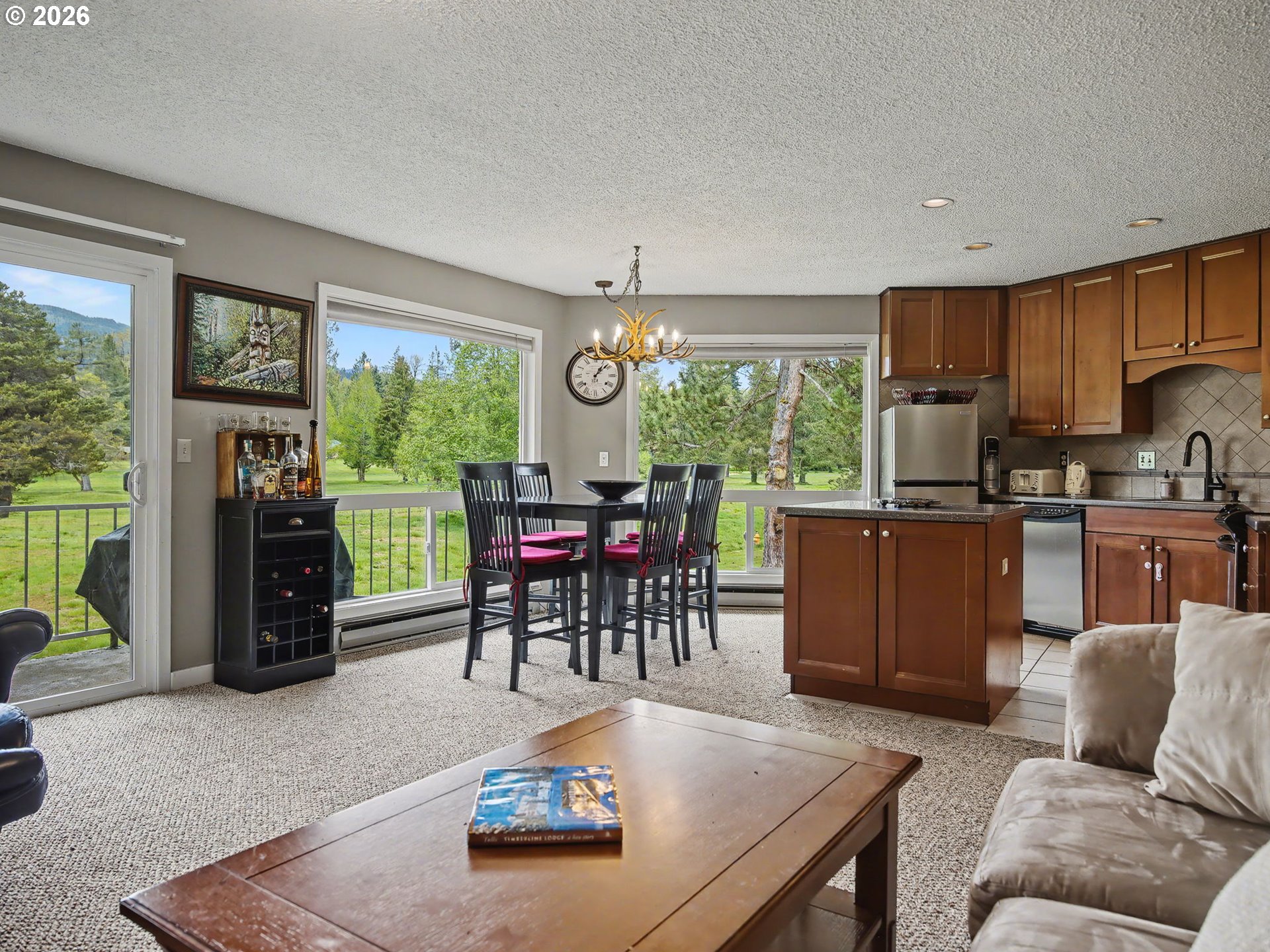 68565 East Fairway Estates Road Welches, OR 97067 - Photo 9 of 44