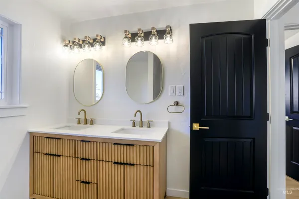 $739,000 | 1443 East 4300 North, Buhl, ID 83316