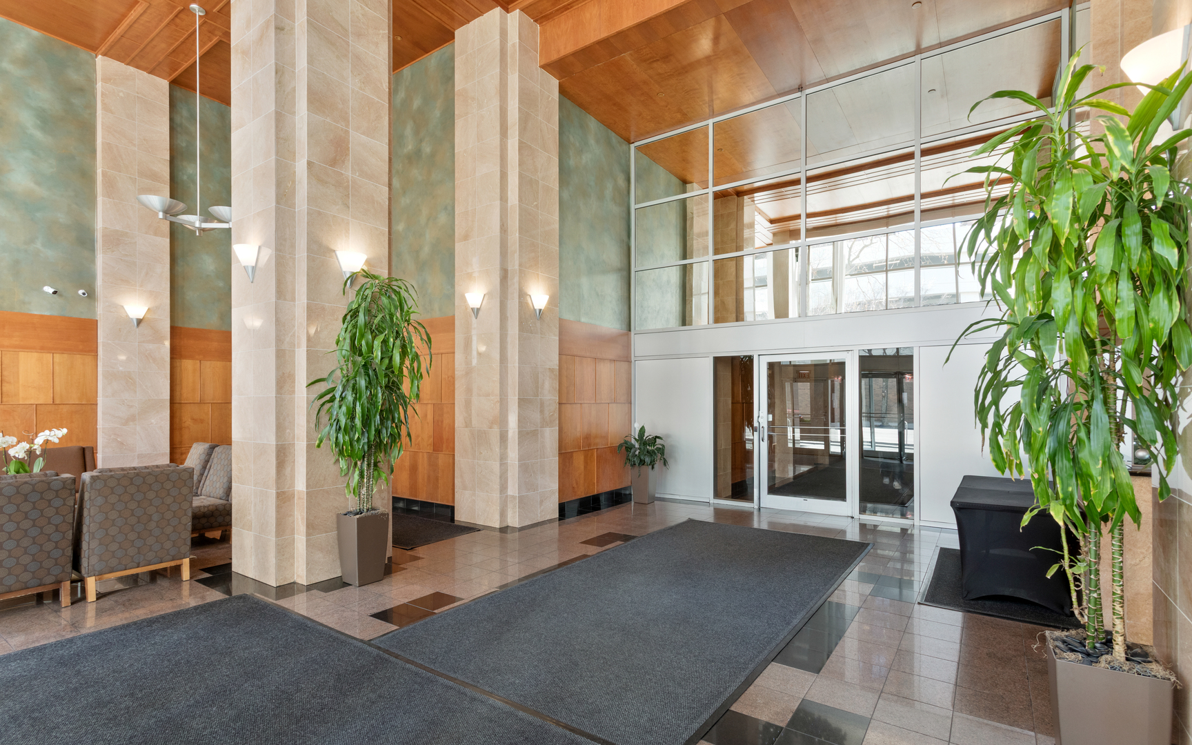 1122 North Clark Street, Unit 3506 Chicago, IL 60610 - Photo 2 of 26