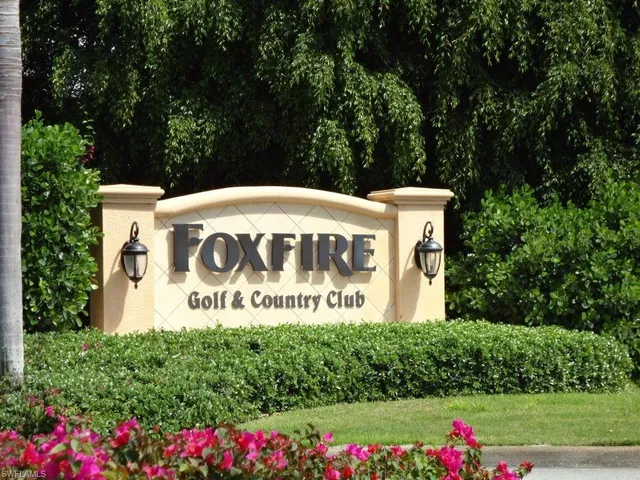 $4,250 | 460 Fox Haven Drive, Unit 1204, Naples, FL 34104