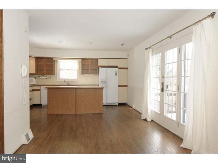 322 South Waterloo Road Devon, PA 19333 - Photo 8 of 15 Kitchen