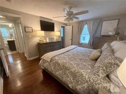 $415,000 | 5709 West 78th Street, Prairie Village, KS 66208