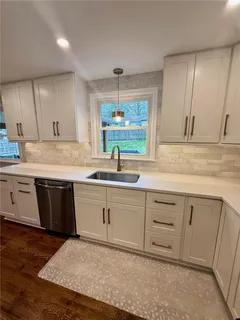 $415,000 | 5709 West 78th Street, Prairie Village, KS 66208