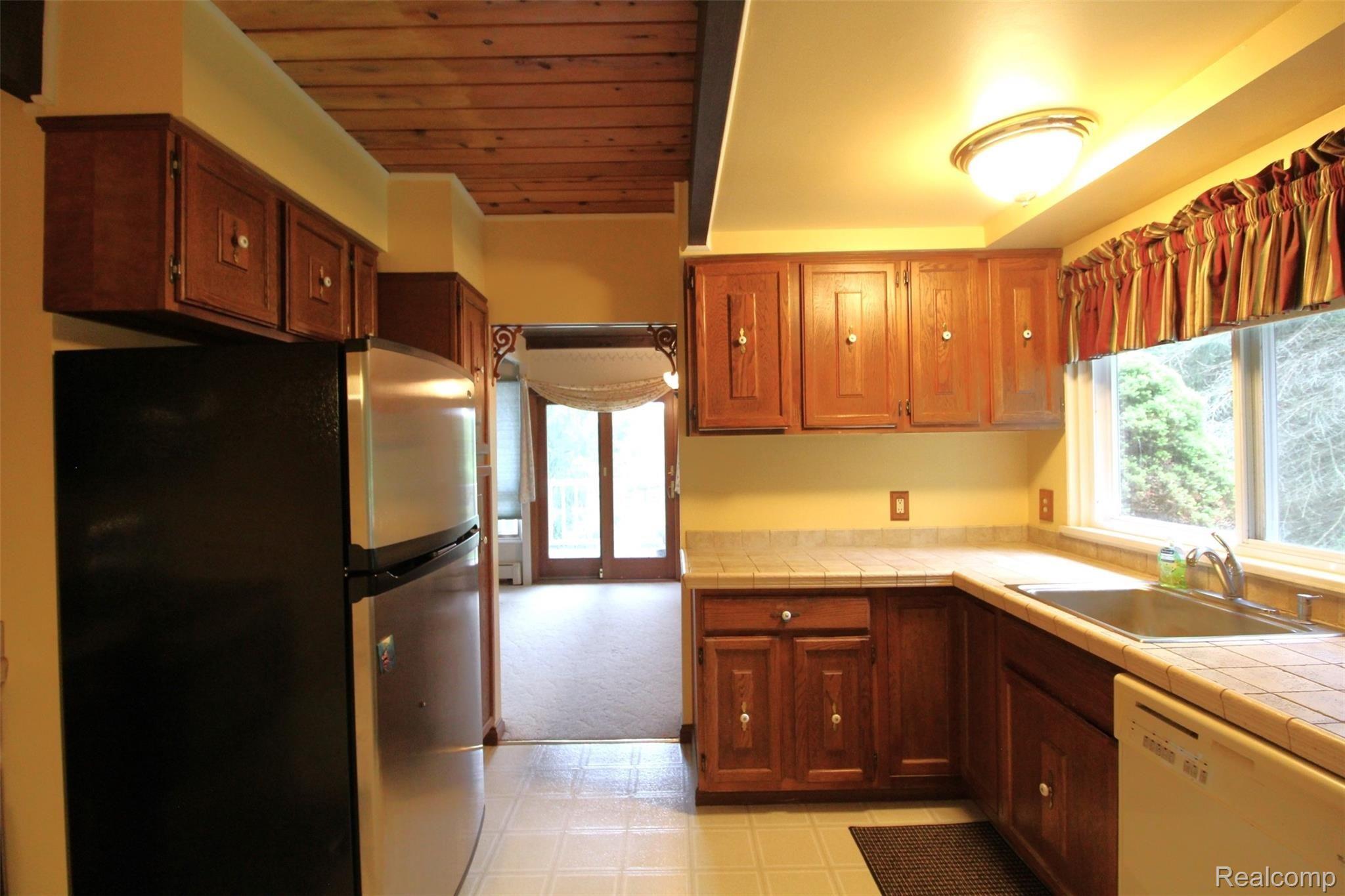 5550 Rochester Road Dryden, MI 48428 - Photo 8 of 51 IMG_5382.JPG