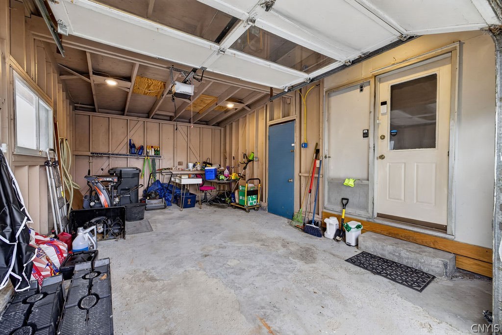 318 Seeley Road Syracuse, NY 13224 - Photo 26 of 29