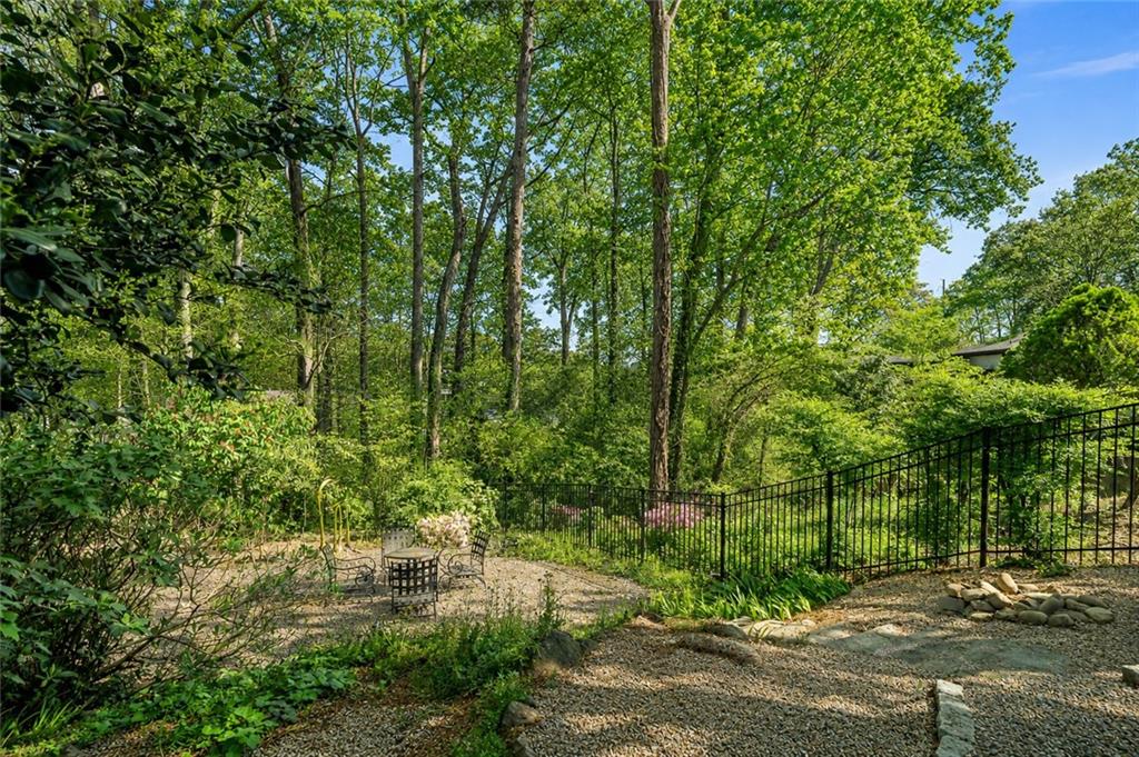 578 Montgomery Ferry Road Northeast Atlanta, GA 30324 - Photo 36 of 41