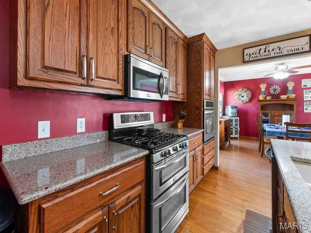 $455,000 | 304 Torrington Lane, Freeburg, IL 62243