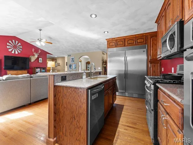 $455,000 | 304 Torrington Lane, Freeburg, IL 62243