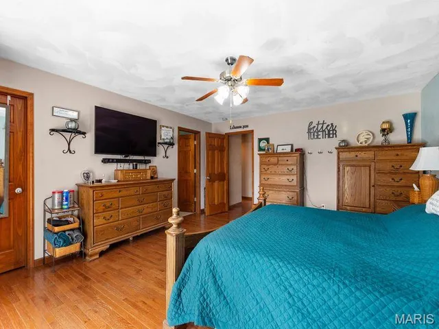 $455,000 | 304 Torrington Lane, Freeburg, IL 62243