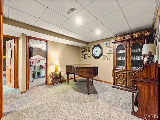 $455,000 | 304 Torrington Lane, Freeburg, IL 62243