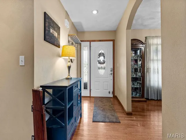 $455,000 | 304 Torrington Lane, Freeburg, IL 62243