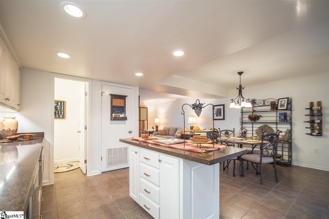 21 Anchor Point Anderson, SC 29625 - Photo 7 of 36 Gallery Image 7