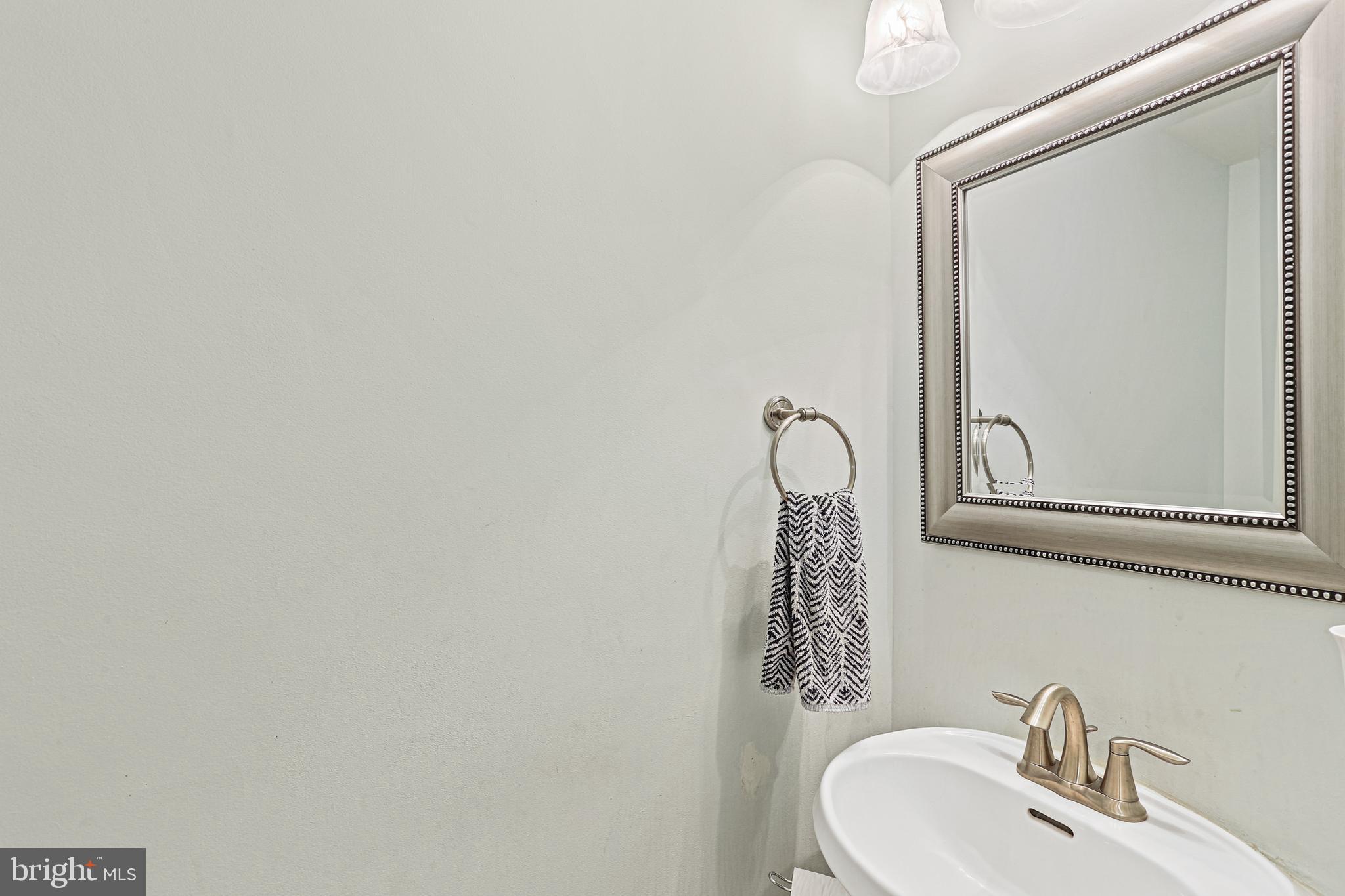 1348 Fishing Creek Road Annapolis, MD 21403 - Photo 15 of 35 Powder room