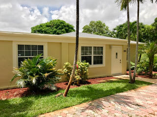 305 Southwest 3rd Street Boynton Beach, FL 33435 - Photo 4 of 25 305_Front Door