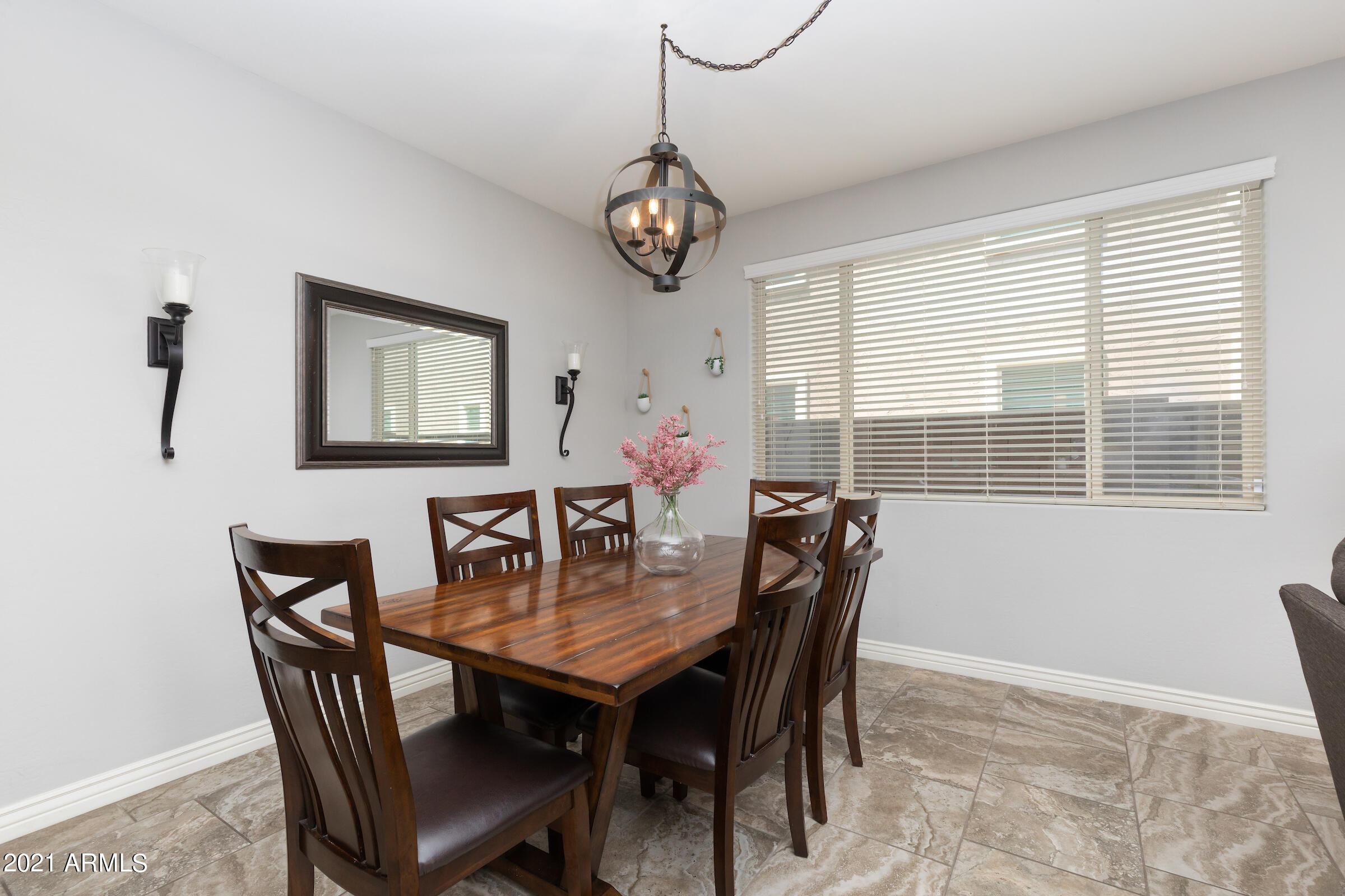 2464 East Stacey Road Gilbert, AZ 85298 - Photo 8 of 34 2464_E_Stacey_Rd_07