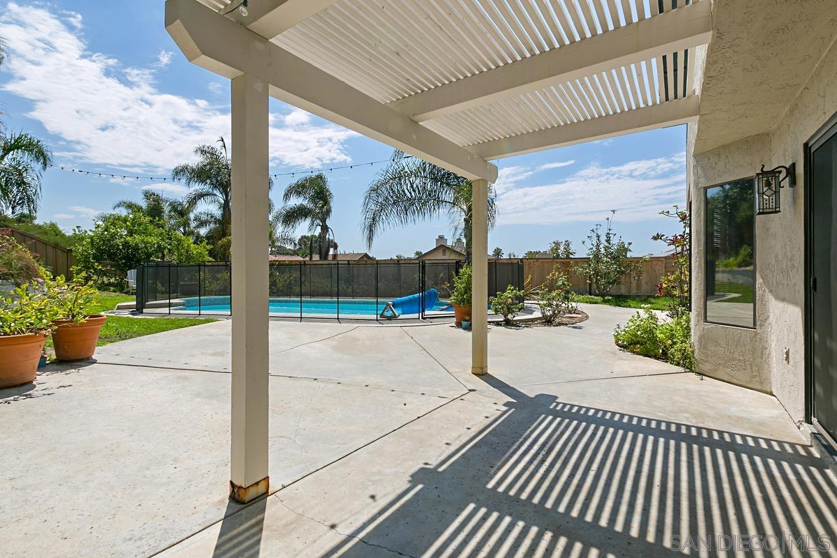 4031 Grayson Drive San Diego, CA 92130 - Photo 23 of 27