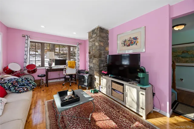 $530,000 | 80 Bear Hill Road, Patterson, NY 12563