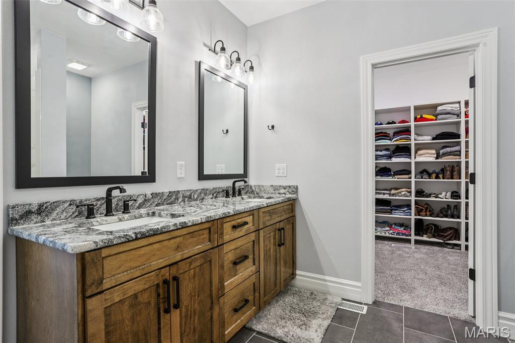 2170 J Rock Road Trenton, IL 62293 - Photo 32 of 52