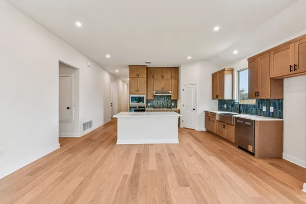 $449,999 | 581 Treadwell Lane, Kyle, TX 78640