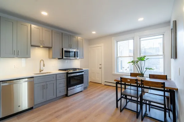 $4,150 | 324 Hurley Street, Unit 2, Cambridge, MA 02141