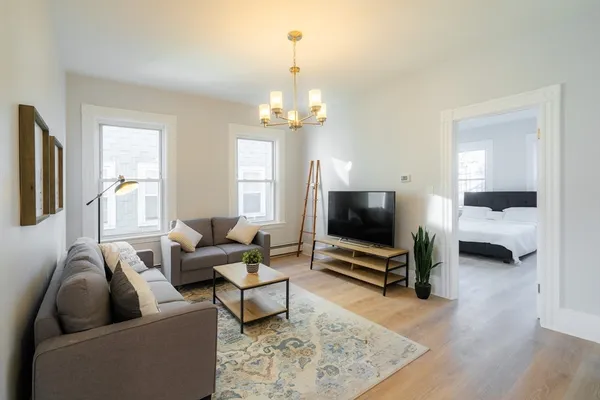 $4,150 | 324 Hurley Street, Unit 2, Cambridge, MA 02141