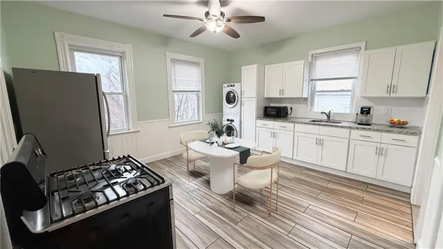 $2,200 | 78 Cypress Street, Unit 2, Providence, RI 02906