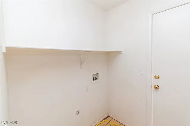 $1,950 | 8200 Calico Wind Street, Las Vegas, NV 89131