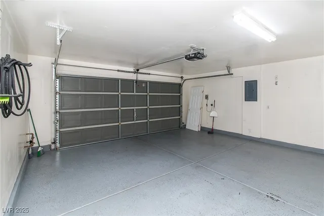 $1,950 | 8200 Calico Wind Street, Las Vegas, NV 89131