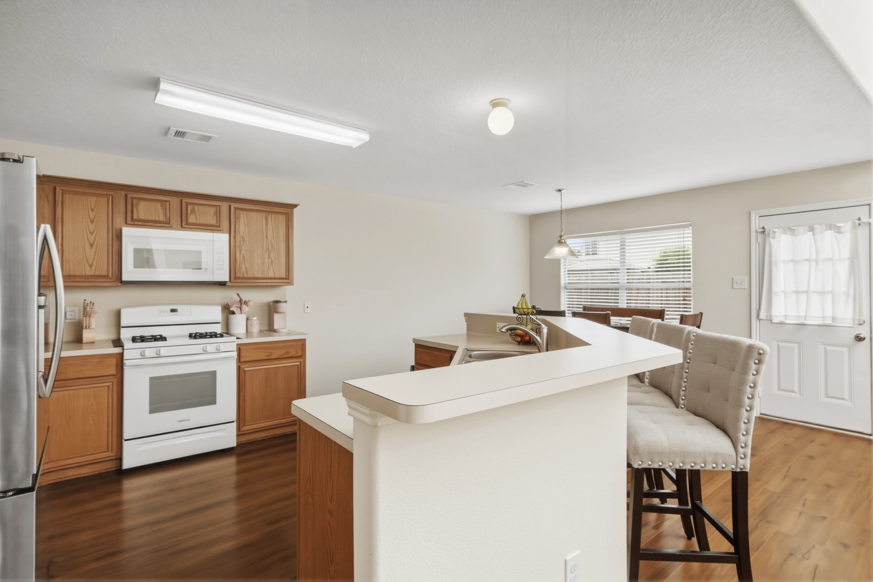 20214 Ribbonwood Point Court Tomball, TX 77375 - Photo 9 of 25