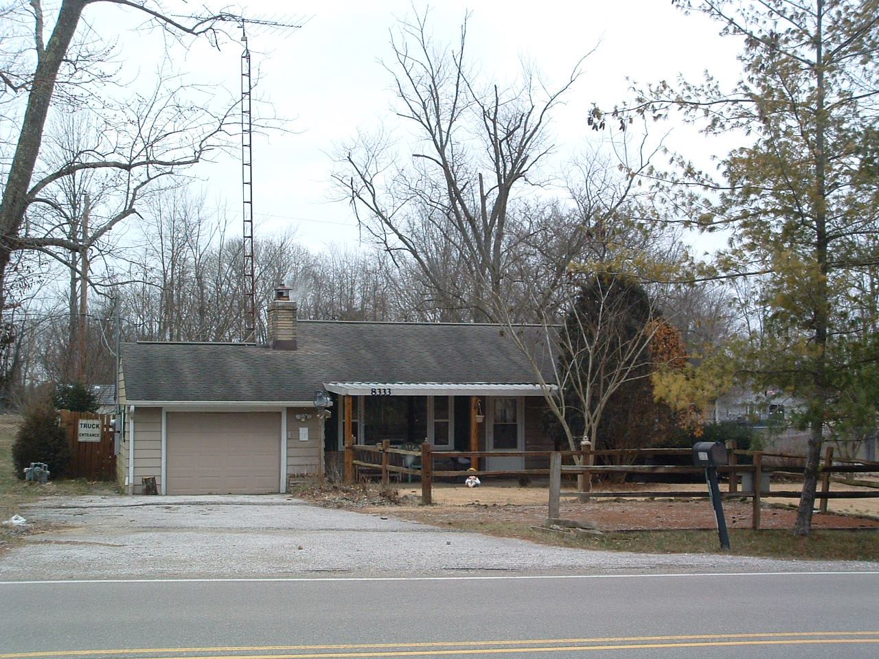 8333 South Old St Road Bloomington, IN 47403 - Photo 4 of 28 Gallery Image 4