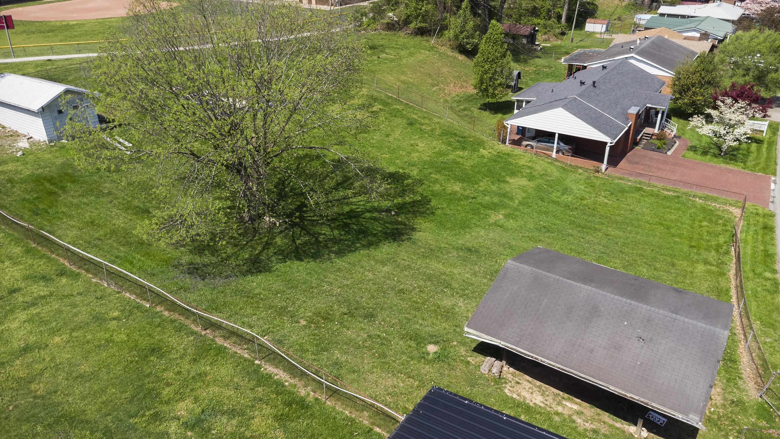 2301 Sharon Road Ashland, KY 41101 - Photo 14 of 17