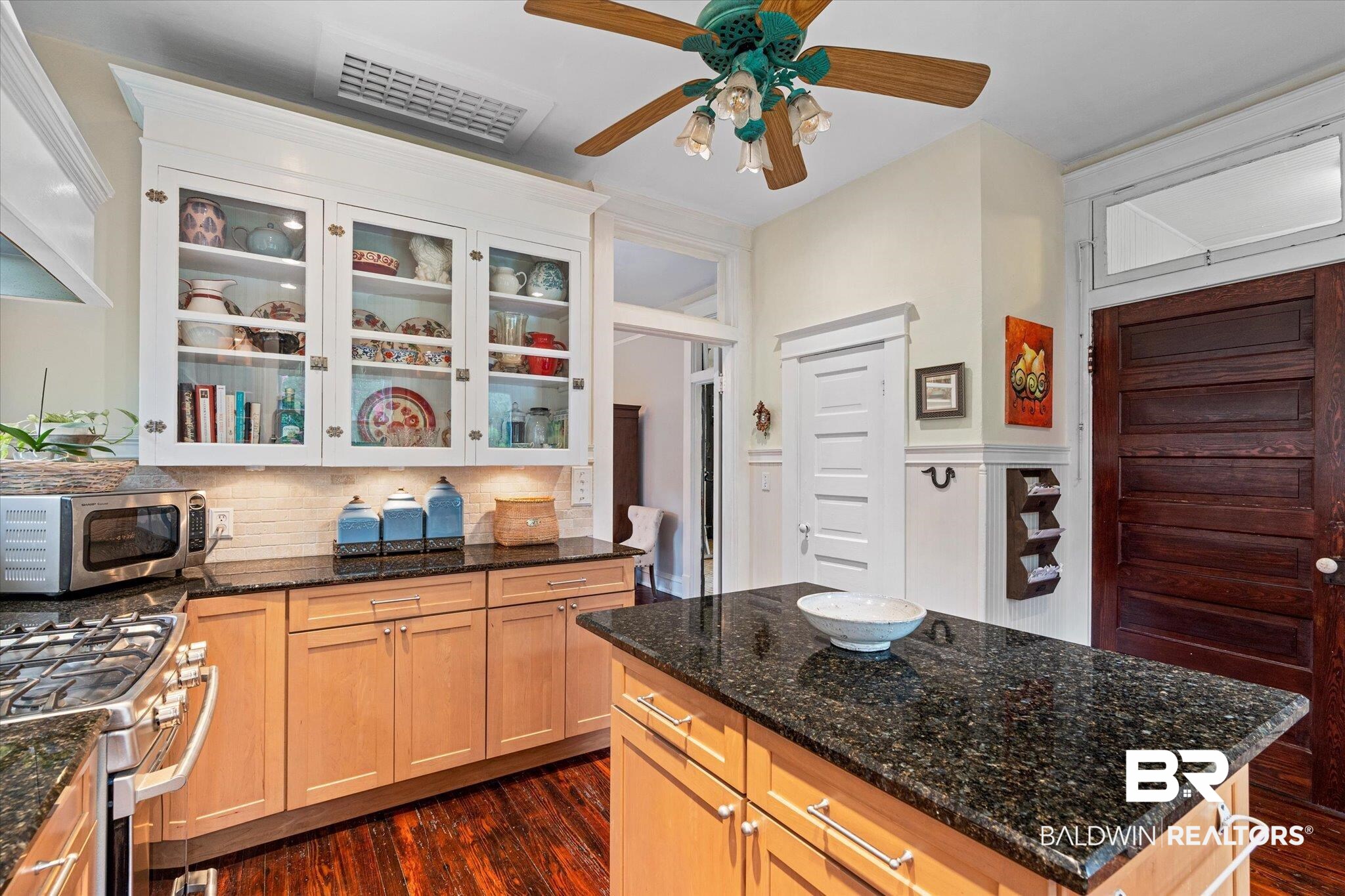 160 Houston Street Mobile, AL 36606 - Photo 16 of 36