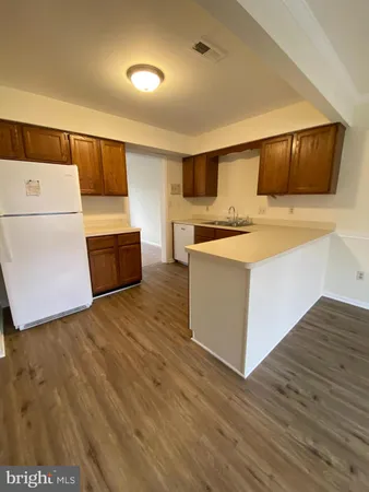 $2,385 | 207 Fairfield Drive, Warrenton, VA 20186