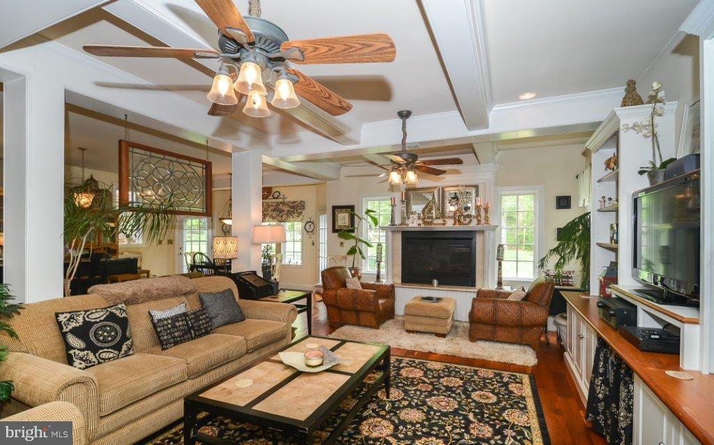 1403 Steeple Chase Road Downingtown, PA 19335 - Photo 6 of 37 Custom Millwork/Built-Ins!