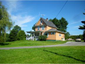 139 Loop Road Troy, VT 05859 - Photo 2 of 23