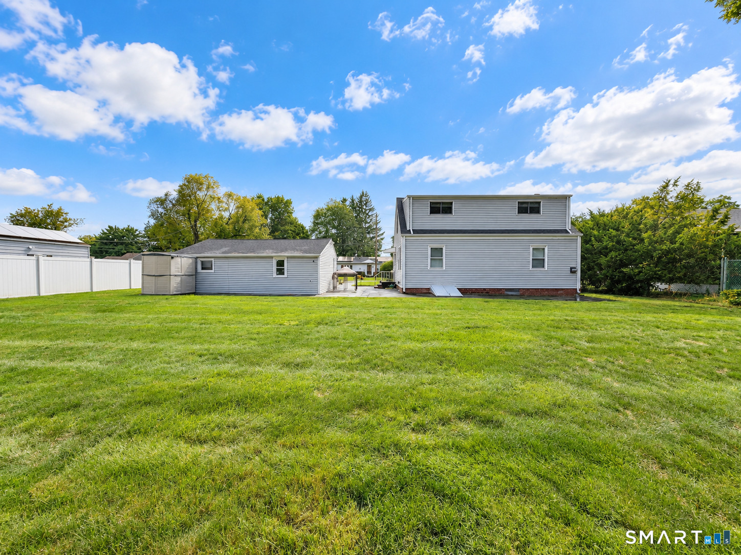 22 Overbrook Road North Haven, CT 06473 - Photo 4 of 40 Gallery Image 4