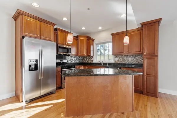 $849,000 | 3 Cheyenne Valley, Unit 3, Westford, MA 01886