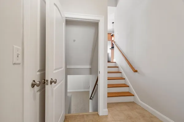 $849,000 | 3 Cheyenne Valley, Unit 3, Westford, MA 01886